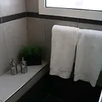 Mericia's Gorgeous View Apartment